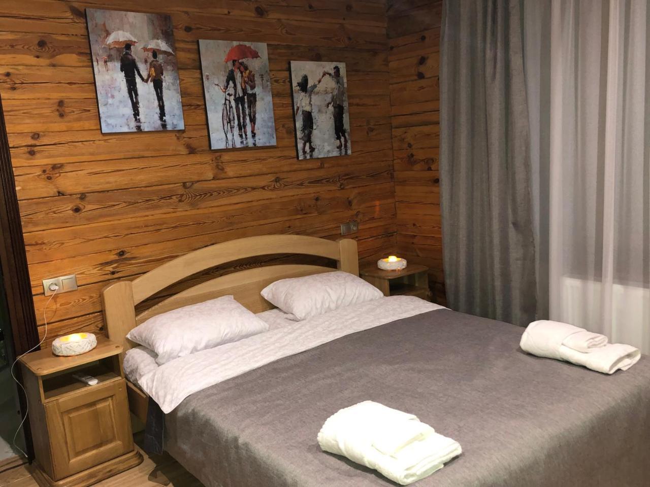 Appartamento Golden Nest Yablunytsya Esterno foto