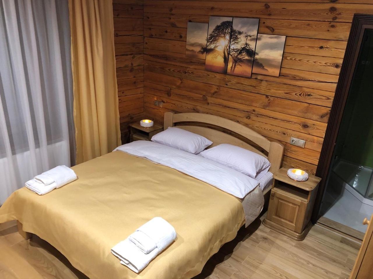 Appartamento Golden Nest Yablunytsya Esterno foto