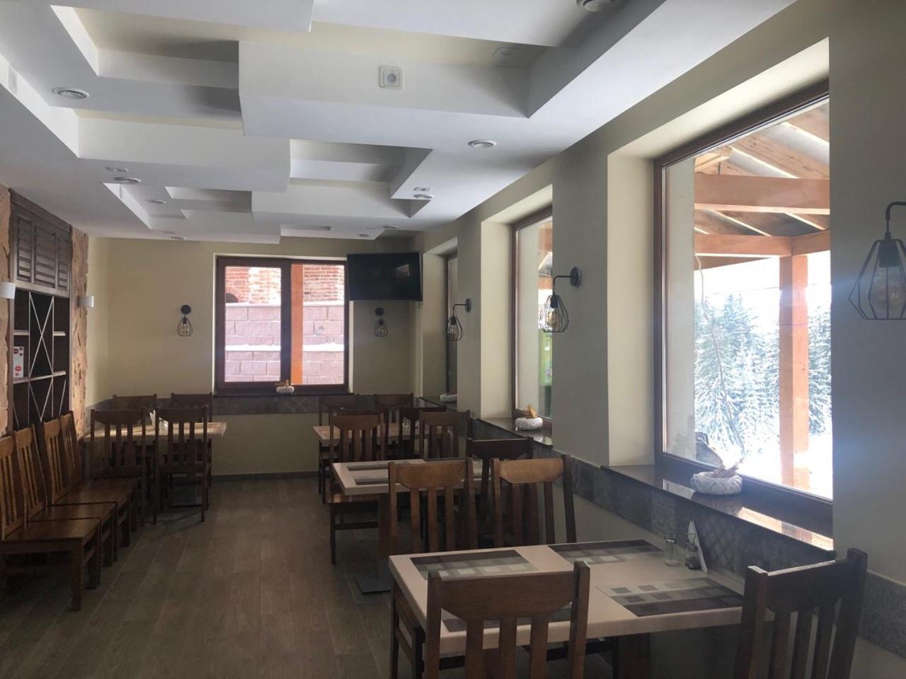 Appartamento Golden Nest Yablunytsya Esterno foto